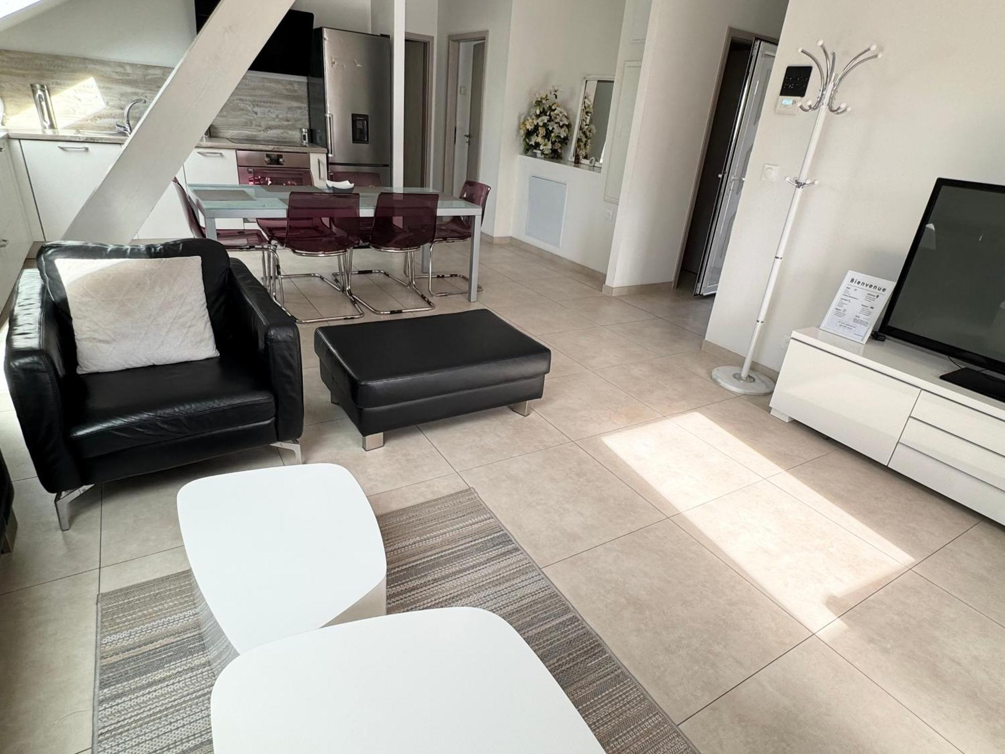 Appartement Bes,, Attique Neuf Avec Confort 怀顿黑姆 外观 照片